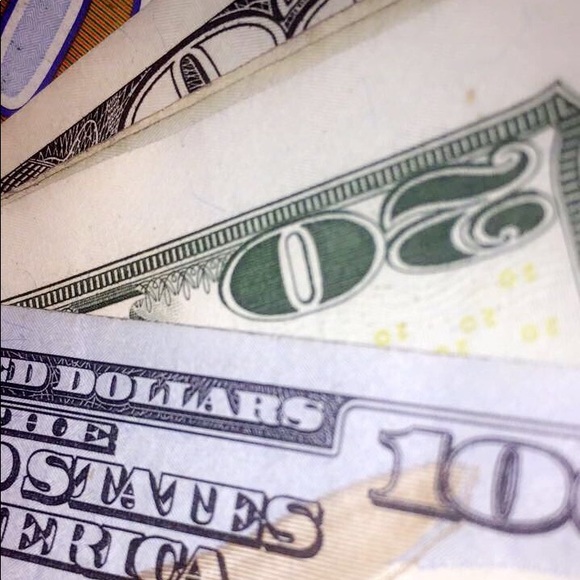 Meet your Posher, Itzel - Picture 1 of 1